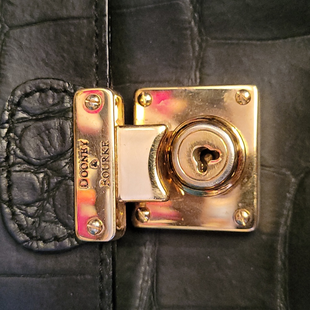 Vintage dooney and bourke black handbag 👜 - Picture 2 of 7